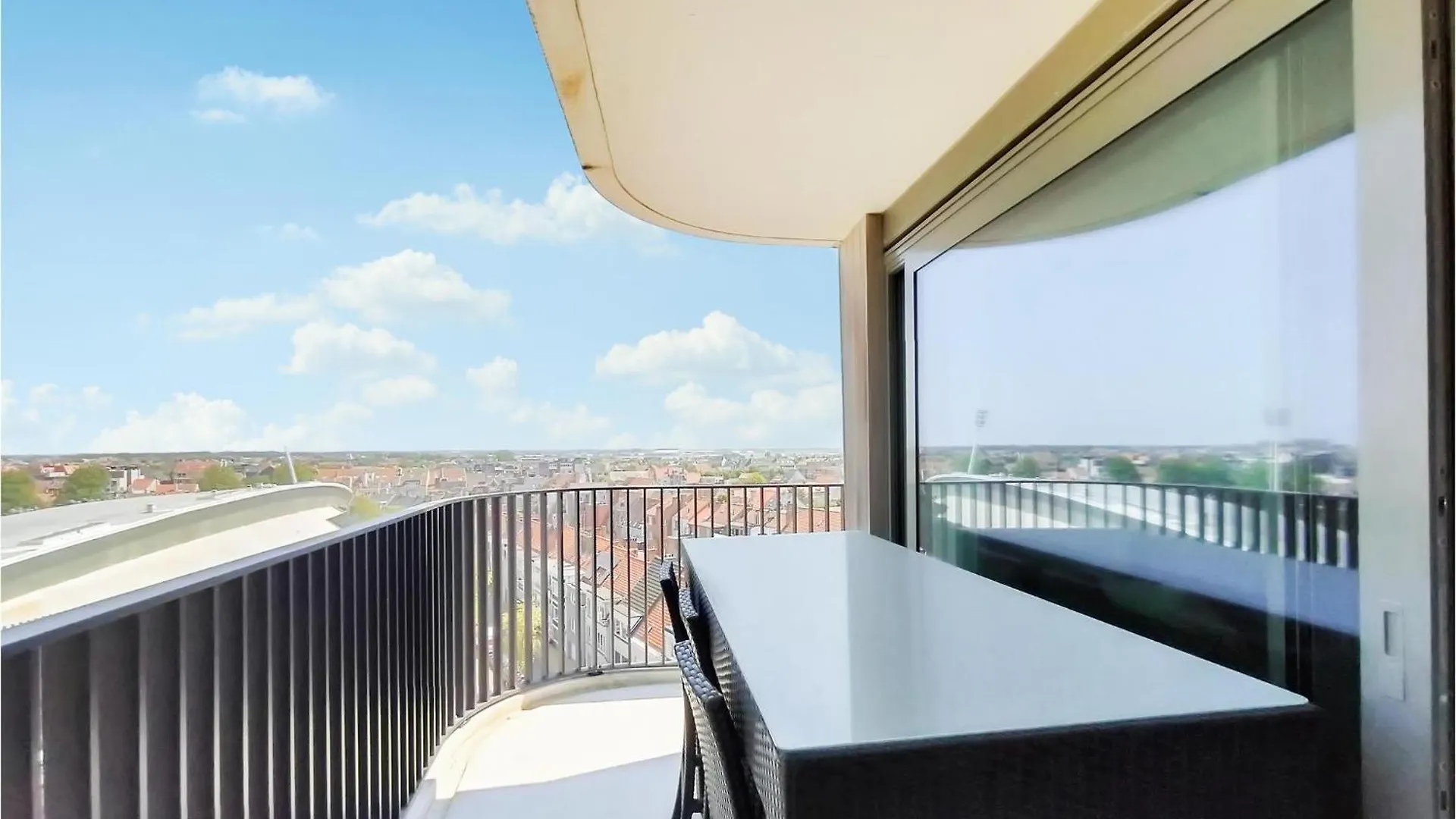 Апартаменты Residentie Crystal Остенде